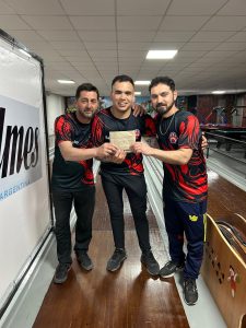 Tira Piedras Bowling: Barú-Rangone-Guzmán, campeones en Tríos