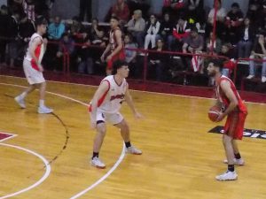 Básquet Local: Quilmes ganó el clásico y es único puntero del Clausura