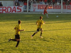 Torneo Regional Amateur: Huracán Ciclista venció a Olimpo en el duelo local