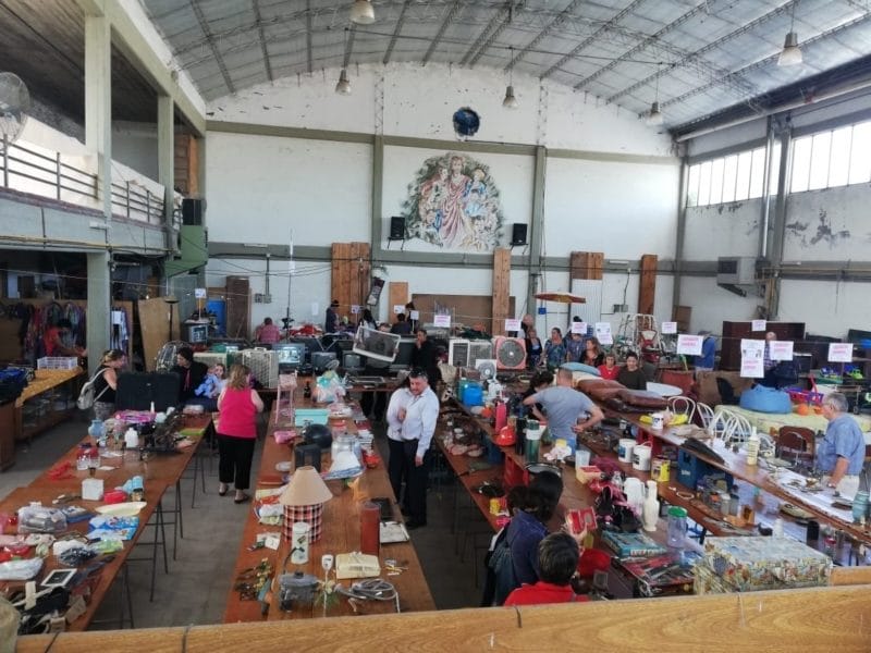 Shopping Luján, el lunes 23, con muebles