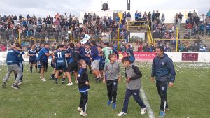 (videos) Fútbol: ¡SAN MARTIN ASCENDIÓ A LA PRIMERA DIVISIÓN!