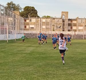 Con derrota, debutó la Selección Femenina Tresarroyense. Fue 3-0 ante Laprida
