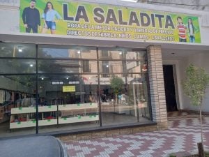 Llegó a Tres Arroyos “La Saladita ropa informal”