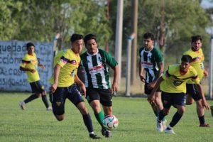 Ascenso: Argentino Junior sacó la primera ventaja