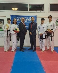 Taekwondo: Nuevos cinturones negros en Reta