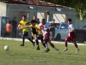 Ascenso: triunfo de Unión para ser líder en su zona (videos)