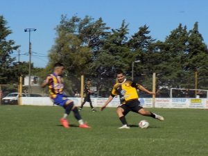 Fútbol de Primera: Ganaron Villa, Boca y Colegiales en el Mastrángelo