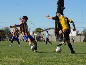 Fútbol de Primera: Ganaron Villa, Boca y Colegiales en el Mastrángelo