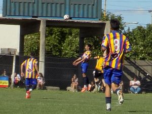 Fútbol de Primera: Ganaron Villa, Boca y Colegiales en el Mastrángelo