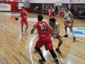 Básquet Provincial:  Perdió Huracán. Alumni puntero con Racing