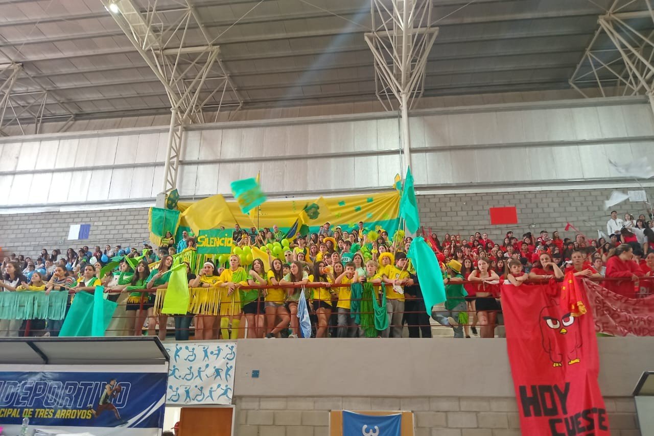 “La Banda del Laucha” de la Secundaria 1 ganó la Fiesta del Color 2025