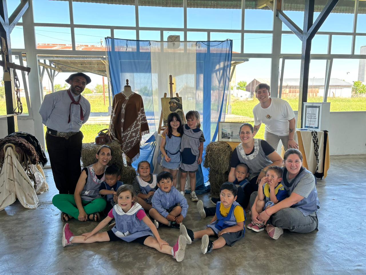 Cultura agradece la asistencia de estudiantes por la Semana de la Tradición