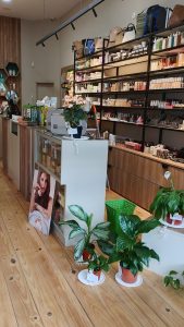 Perfumería Beatriz se mudó a un nuevo y moderno local en Hipólito Yrigoyen 63