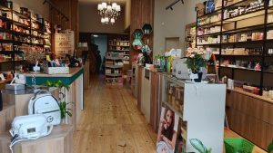 Perfumería Beatriz se mudó a un nuevo y moderno local en Hipólito Yrigoyen 63