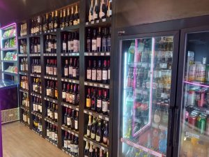 Totalmente renovado, Black Sheep Bebidas inauguró en Maipú 59