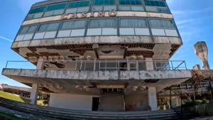 ¿Demolición, recuperación o venta? Preocupa el destino del Casino de Necochea