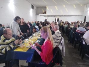 Recreativo Echegoyen reconoció a colaboradores y deportistas en una cena