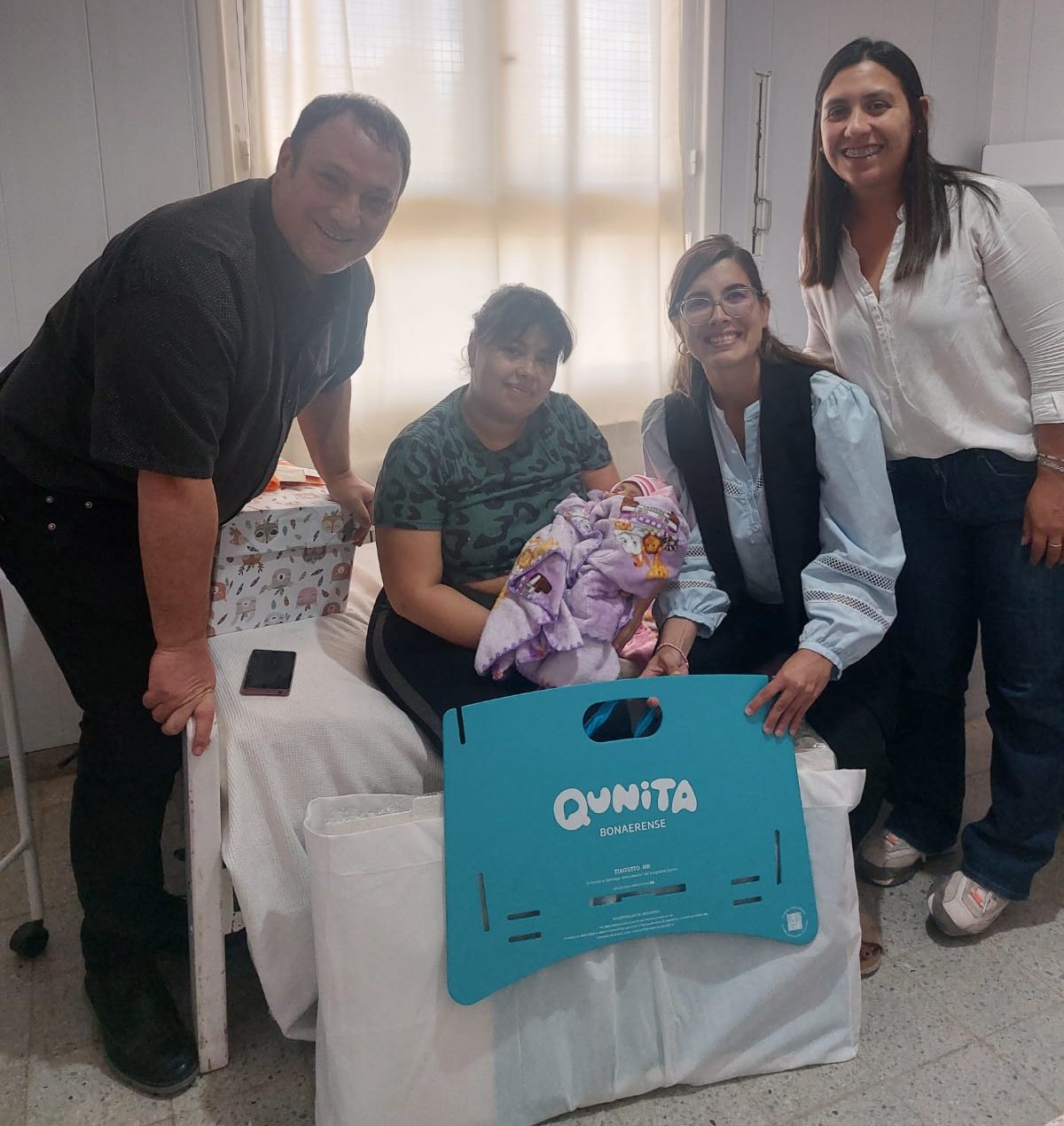 En Gonzales Chaves, se entregó el primer kit del Programa “Qunita Bonaerense”