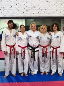 Taekwondo: gran jornada el maestro Ebel Barat