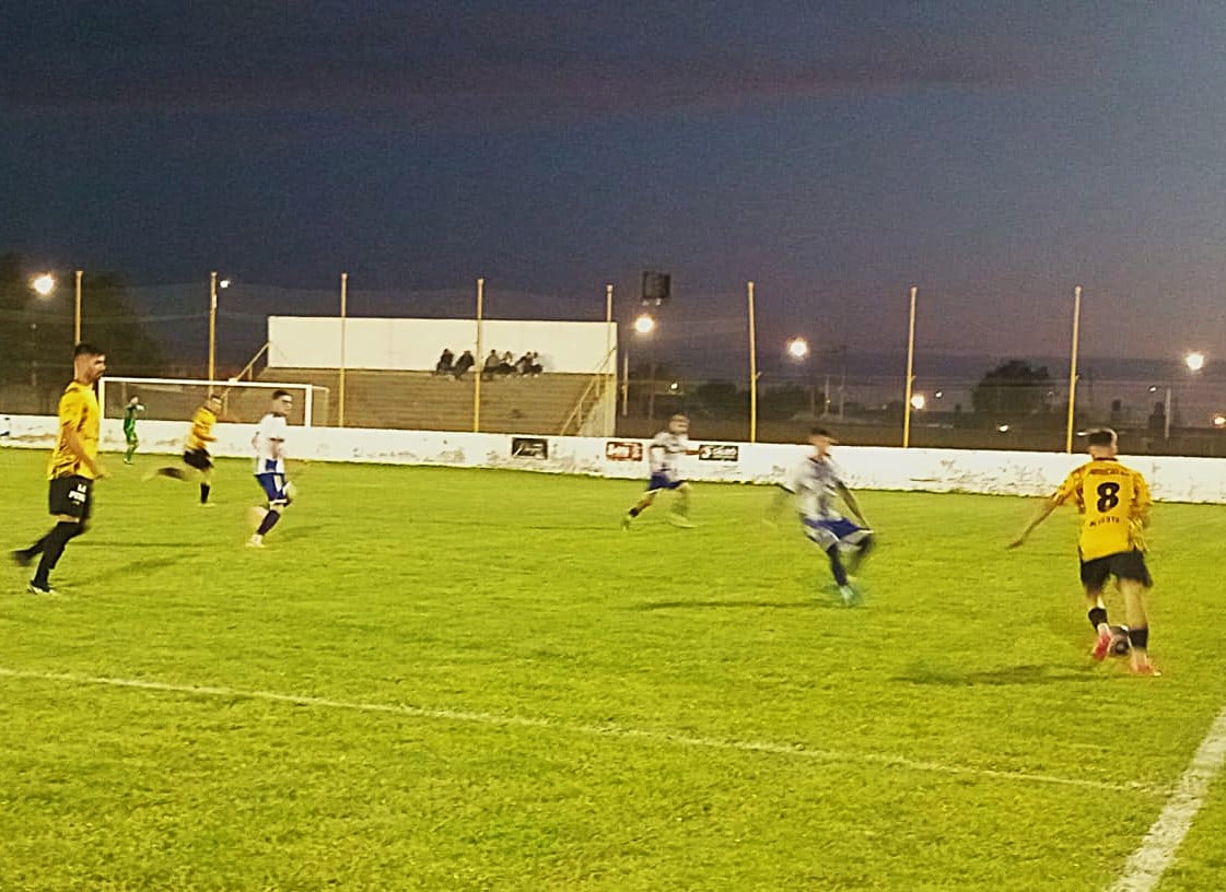 Regional Amateur: Goleada de Olimpo 4 a 0 a Grupo (video)