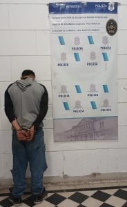 Preso por encubrimiento y desobediencia: Iba en una moto robada