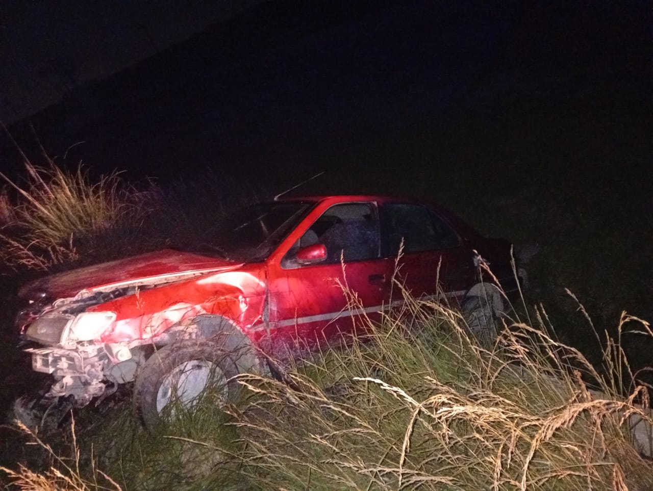 Esquivaron una liebre: Despiste cerca de Reta. Solo golpes leves