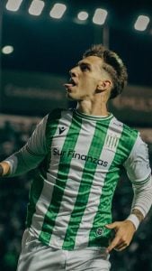 (video) Gol con sabor especial: Rodrigo Auzmendi convirtió en el clásico ante Lanús