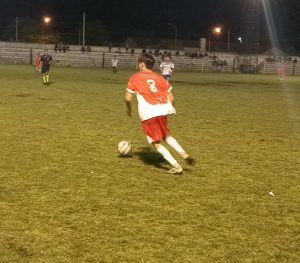 Fútbol de Primera: el Globo ganó y voló a la Final del Torneo Mastrángelo