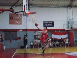 Básquet: Quilmes venció a Alumni y dio el primer paso hacía la Final de los Play-Off