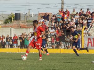 ¡Huracán Ciclista, dueño total del fútbol local: Tri-Campeones anuales!