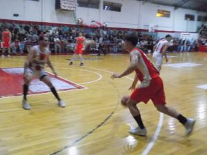 ¡Huracán es el Tri-Campeón Anual del Básquet local!