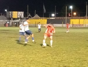 Fútbol de Primera: el Globo ganó y voló a la Final del Torneo Mastrángelo