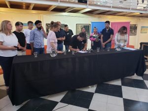 (audio) Histórico acto de restitución indígena: restos ancestrales mapuches regresaron a su territorio