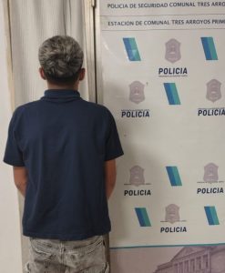 Presos por circular con vehículo con pedido de secuestro y agresión a Policías