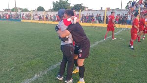 ¡Huracán Ciclista, dueño total del fútbol local: Tri-Campeones anuales!