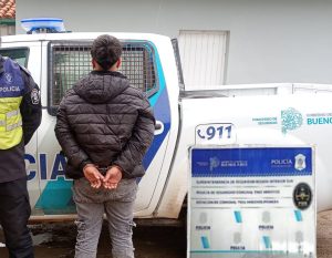 Reta: aprehendido tras amenazar a su pareja con un cuchillo y golpearla en el rostro