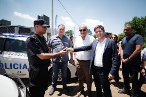 Kicillof entregó viviendas en Tandil y Ayacucho