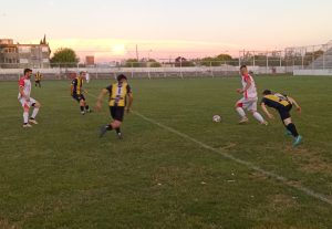 Fútbol: Huracán venció a El Nacional por el Mastrángelo (videos)