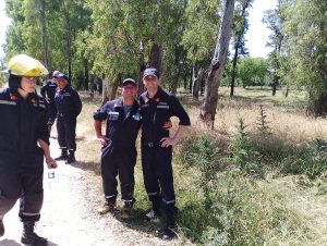 Bomberos capacitan a cadetes en el Parque Cabañas (video)
