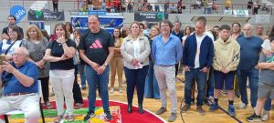 Emotivo acto de imposición del nombre de Carlos Alberto Rivada al Polideportivo (audio y video)