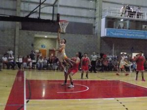 Básquet: Belgrano y Regatas, los finalistas por ser el mejor de la Provincia (videos)