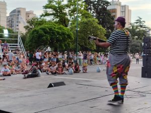 Anticipada celebración del Día Internacional del Payaso (videos)