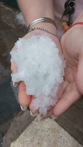 Enviados al WhatsApp 584452: fotos y videos de la lluvia y el granizo