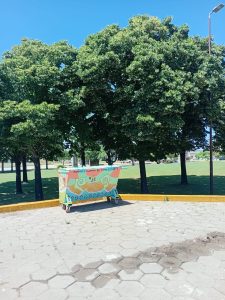 Intervención artística de estudiantes de la EESEA 1 en contenedor de Transportes Malvinas
