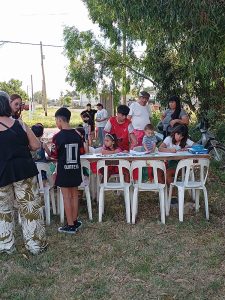 Papá Noel pasó por al Barrio La Aceitera