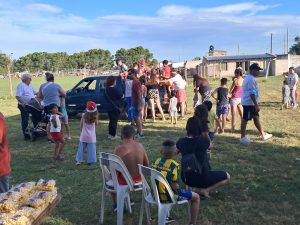 Papá Noel pasó por al Barrio La Aceitera
