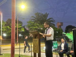 Reinauguración de la Cruz del Centenario con aura navideño (video)