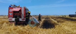 Bomberos de Bellocq y Claromecó sofocaron fuego en un campo