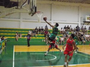 Basquet: Costa Sud y Alumni cantaron victoria para forzar un tercer partido en ambas semifinales