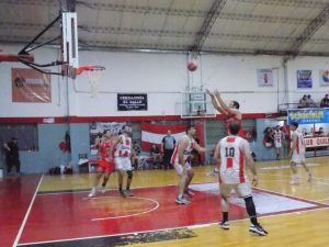 Básquet: Quilmes venció a Alumni y dio el primer paso hacía la Final de los Play-Off